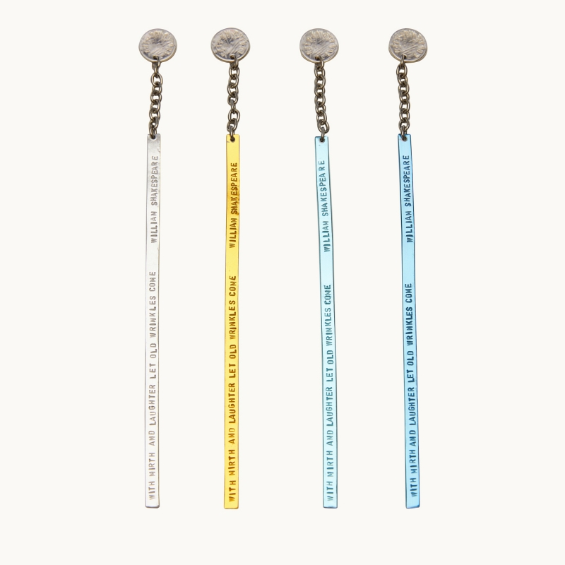 Σελιδοδείκτης γούρι «With mirth and laughter let old wrinkles come.»